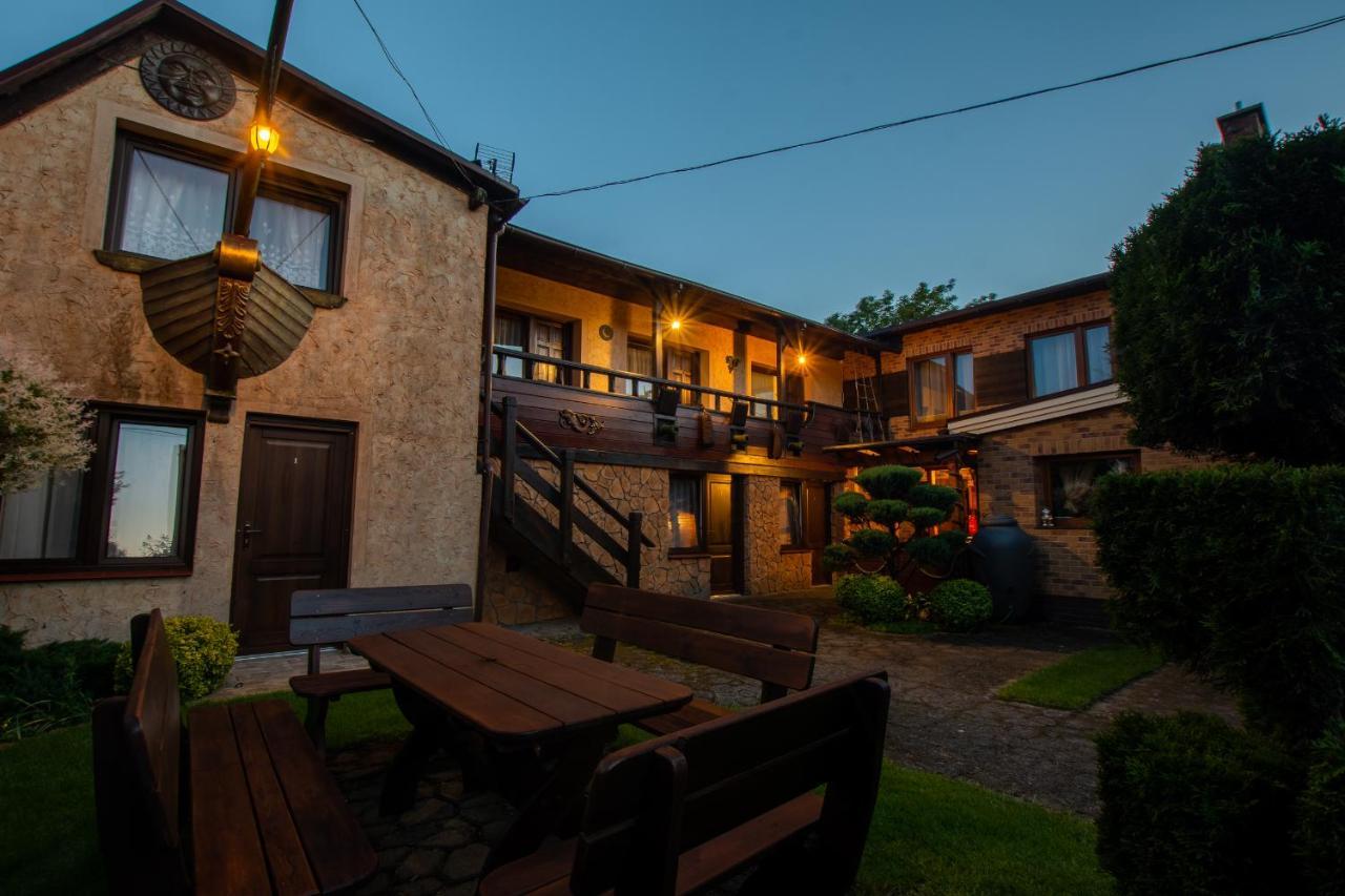 Ferienwohnung Camelot Leba Exterior foto