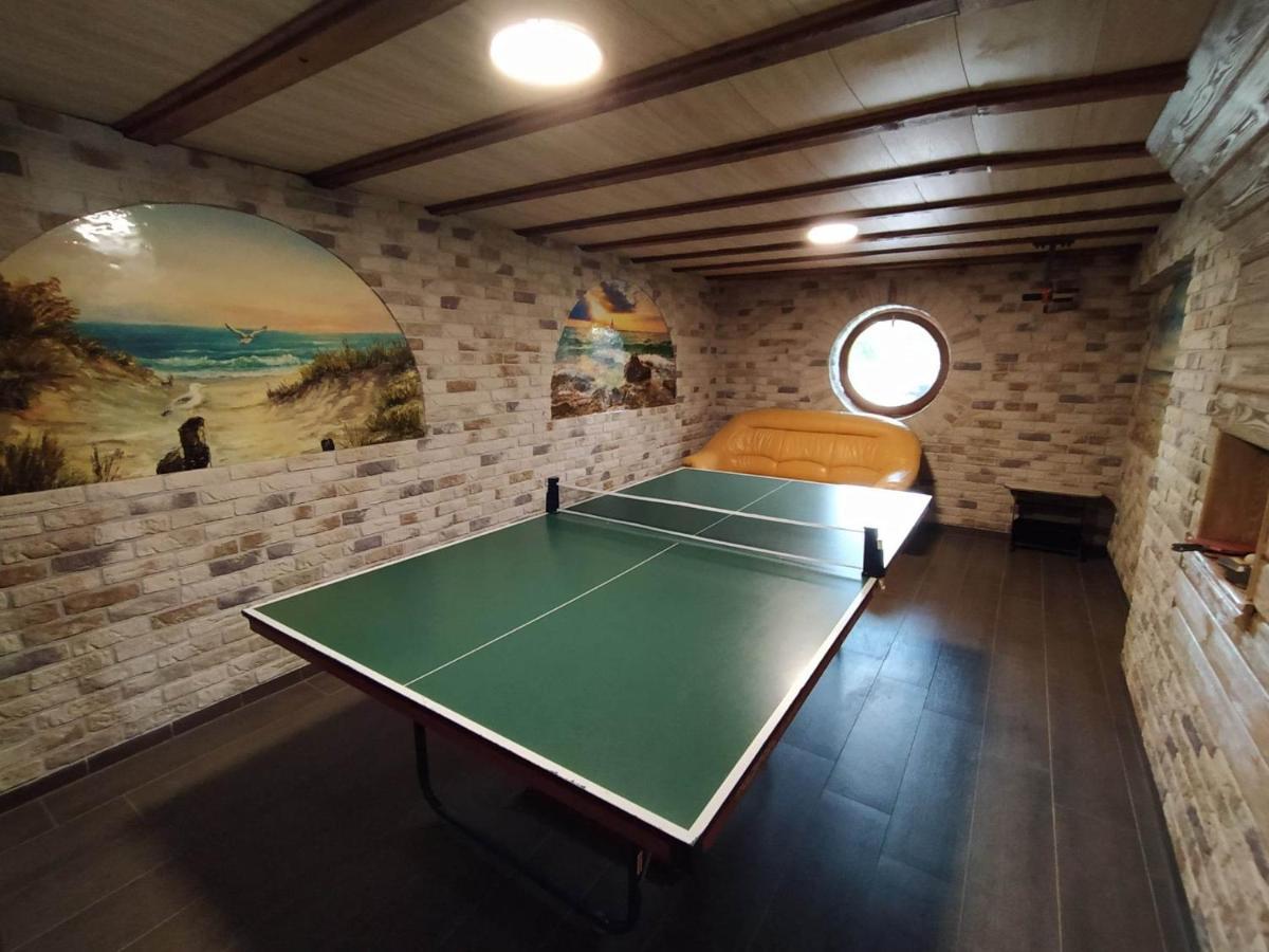 Ferienwohnung Camelot Leba Exterior foto